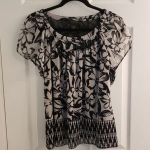 Nue Options  Women's  Blouse